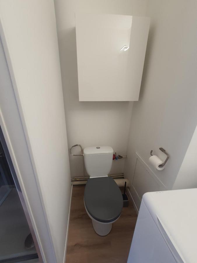 Studio Au Calme Espace Exterieur Parking Gratuit Dans La Rue Grenoble Ngoại thất bức ảnh